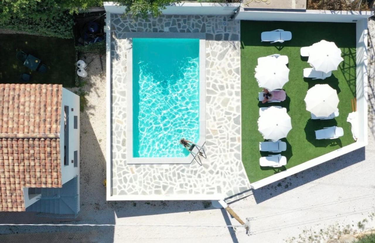 Mediterraneo San Teodoro  Exterior foto